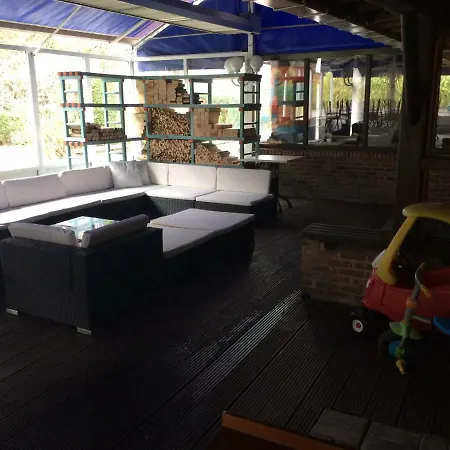 Holiday home De Bron *